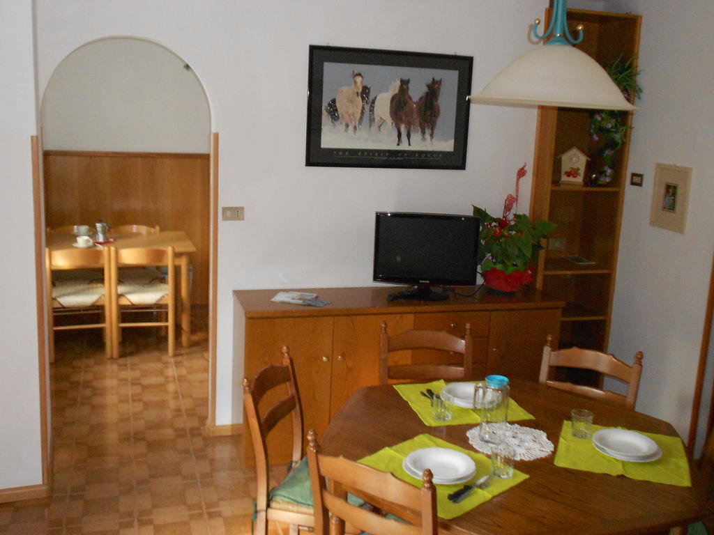 Appartamenti Donini Marco Molveno Szoba fotó